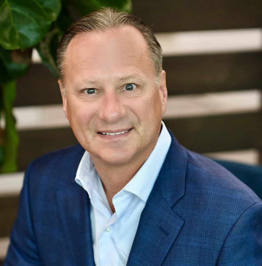 Douglas Grimm_Headshot.jpg