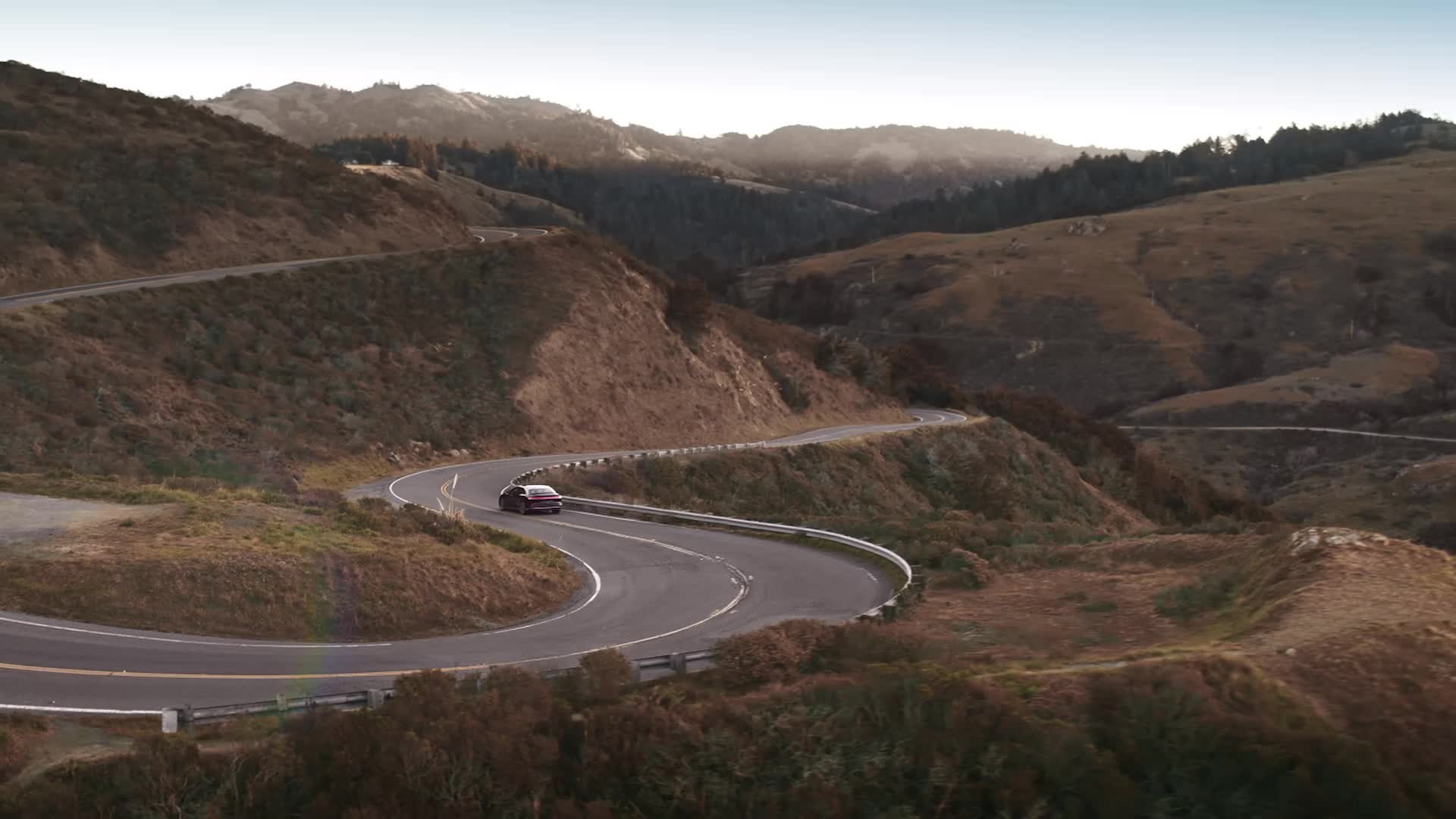 LM22_GT_WebLoop_10MB.mp4